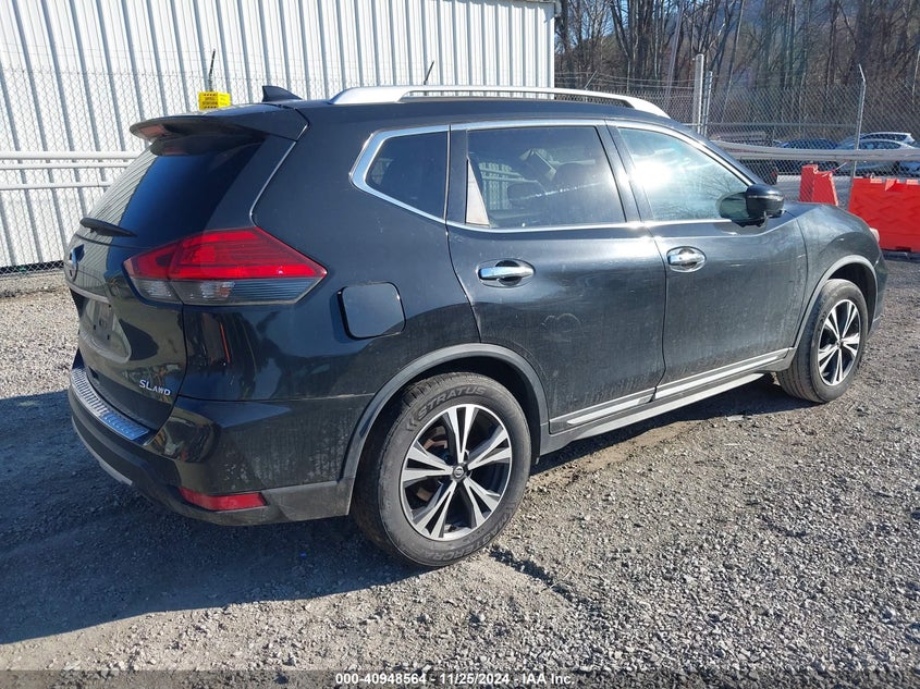 VIN JN8AT2MV2HW250656 2017 NISSAN ROGUE SL