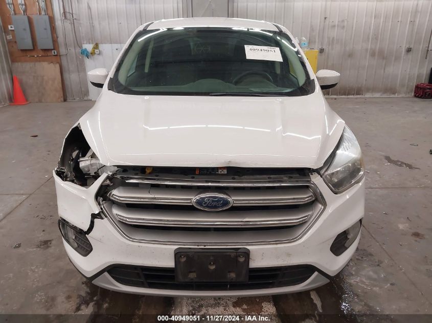 2017 Ford Escape Se VIN: 1FMCU9GD4HUB05784 Lot: 40949051