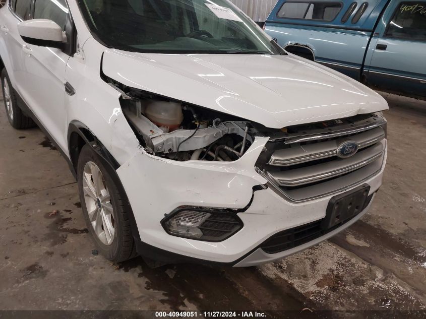 2017 Ford Escape Se VIN: 1FMCU9GD4HUB05784 Lot: 40949051