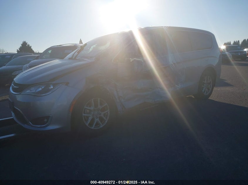 Vin: 2c4rc1fg3lr185289, lot: 41439068, chrysler pacifica touring 20202