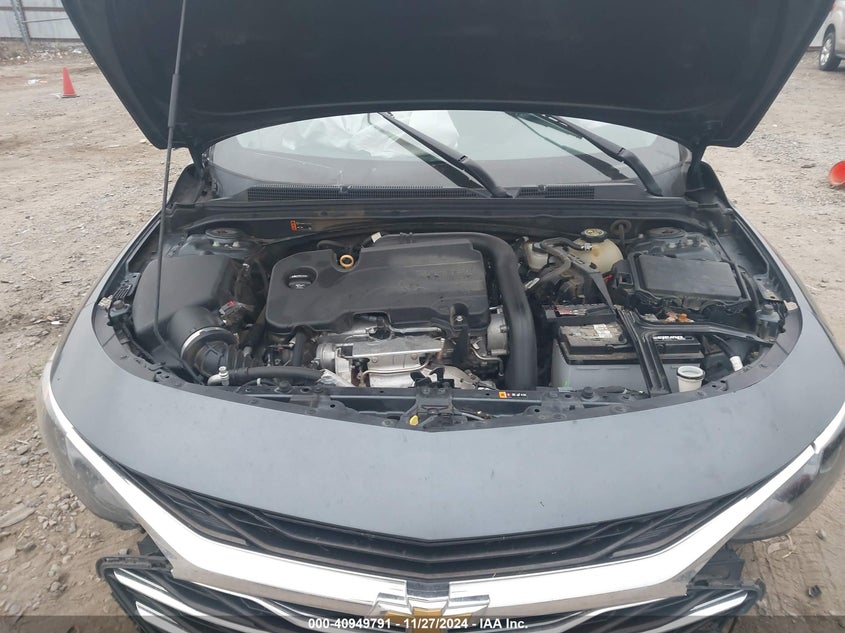 2019 CHEVROLET MALIBU VIN: 1G1ZD5ST9KF138953