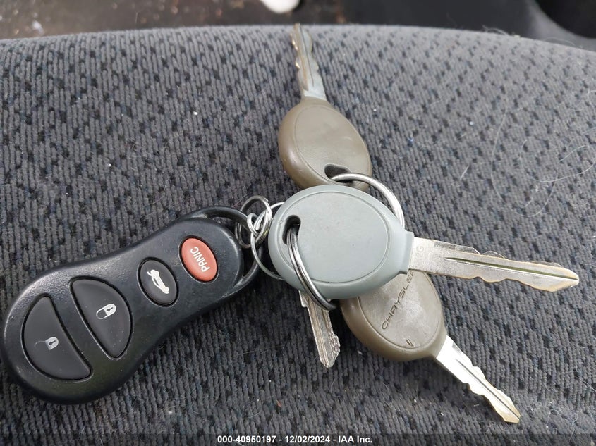 2006 CHRYSLER SEBRING VIN: 1C3EL46XX6N146589