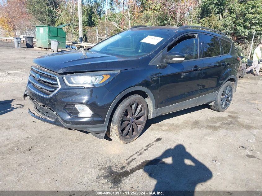 VIN 1FMCU0J95HUD21210 2017 FORD ESCAPE no.2