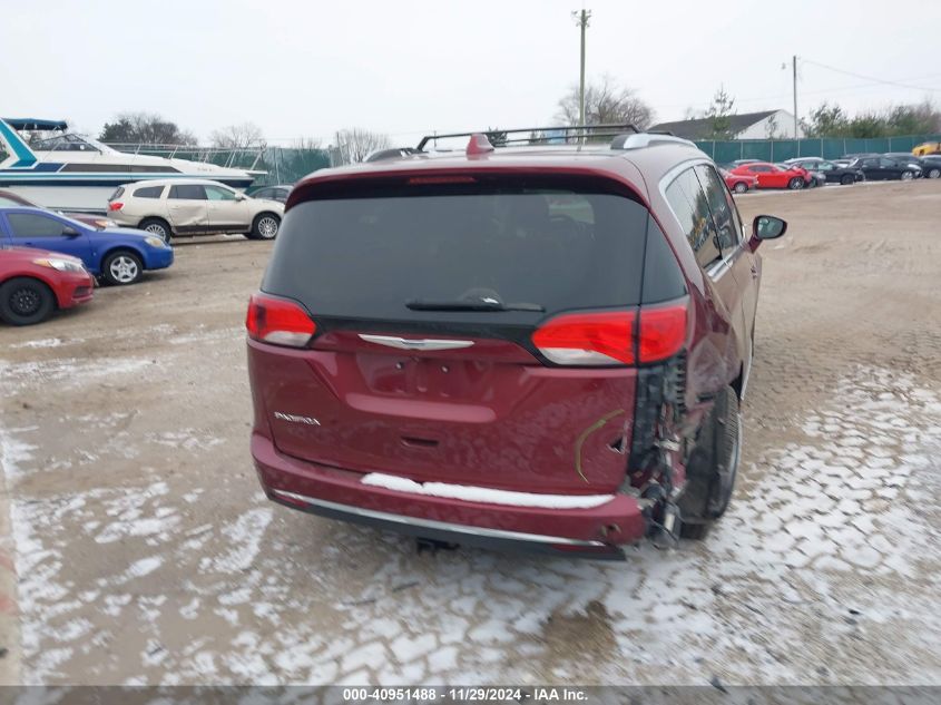 VIN 2C4RC1EGXJR203883 2018 CHRYSLER PACIFICA no.16