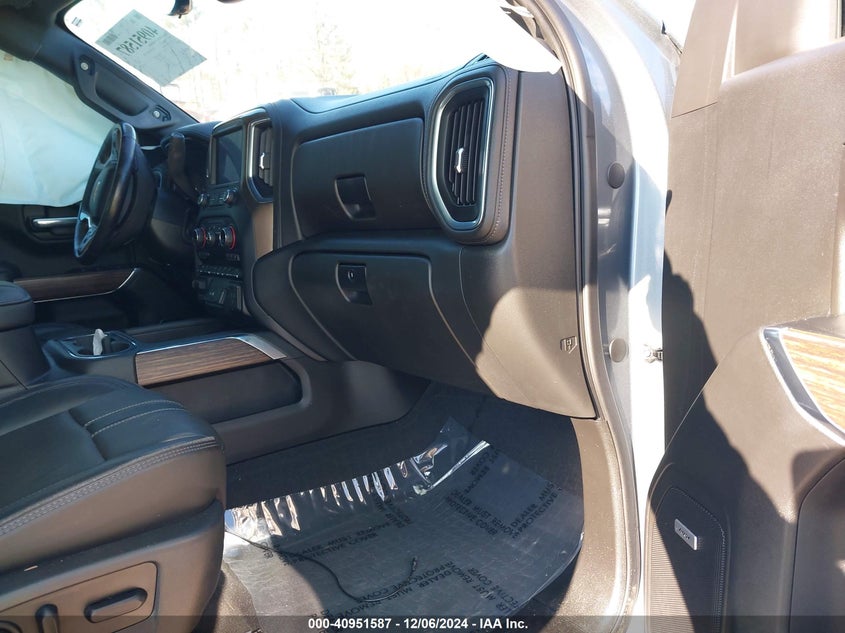 2019 CHEVROLET SILVERADO 1500 VIN: 1GCUYHEL5KZ389650