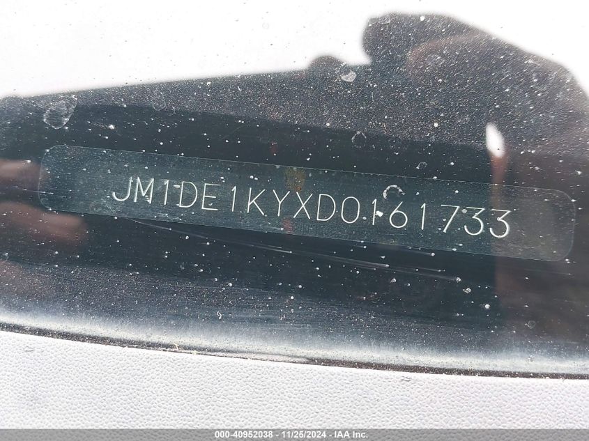 VIN JM1DE1KYXD0161733 2013 Mazda 2, Sport no.9