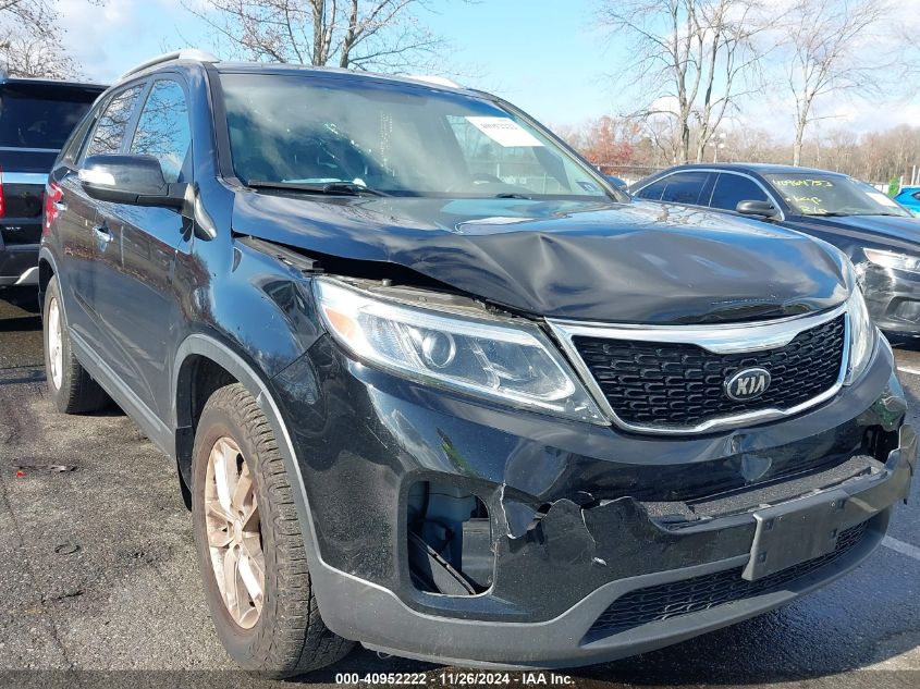 VIN 5XYKT4A64FG641360 2015 KIA Sorento, LX no.1