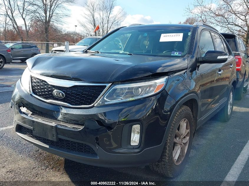 VIN 5XYKT4A64FG641360 2015 KIA Sorento, LX no.2