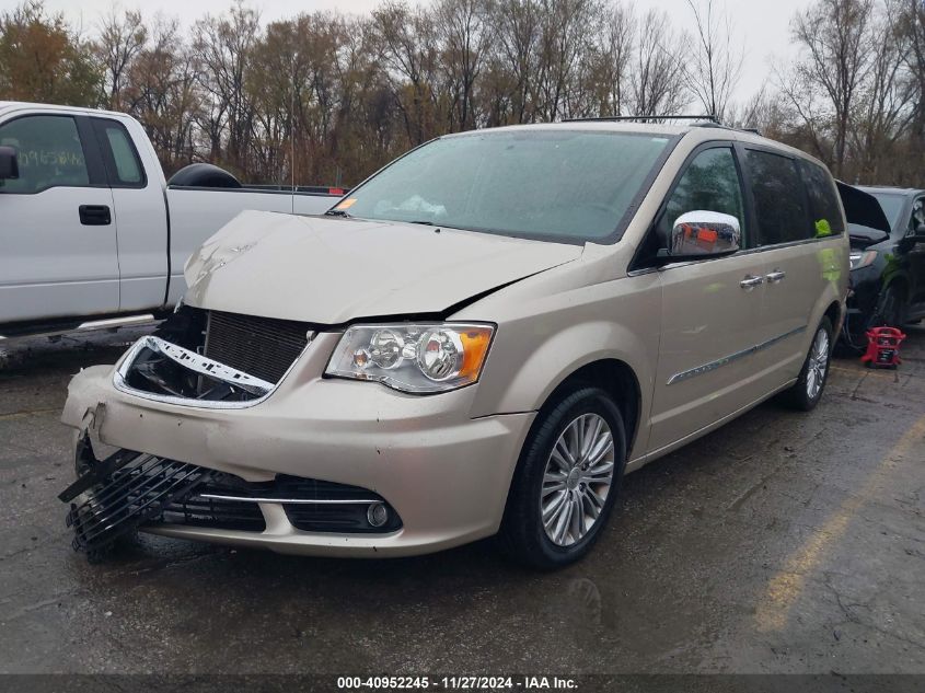 VIN 2C4RC1CG9DR590336 2013 Chrysler Town and Countr... no.2