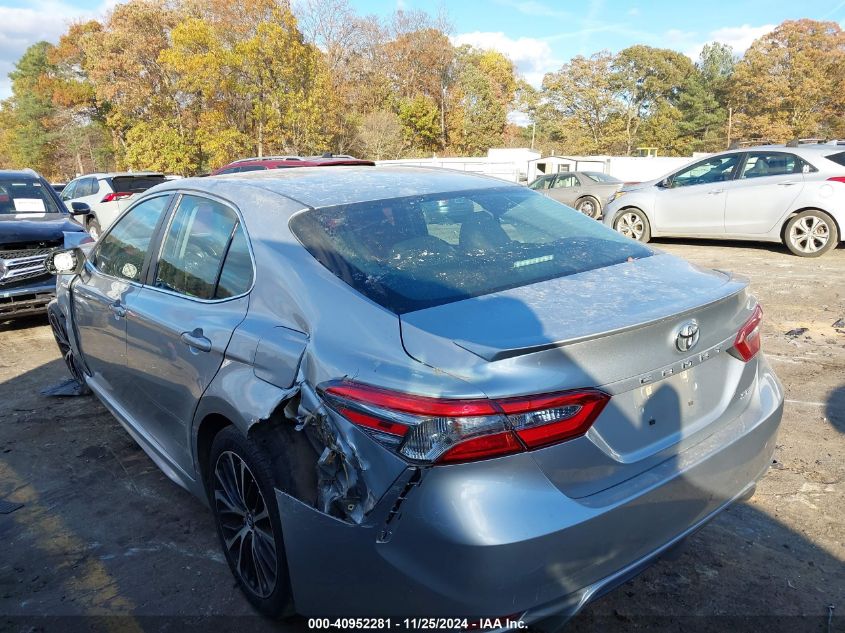 VIN 4T1B11HK9JU092555 2018 TOYOTA CAMRY no.3