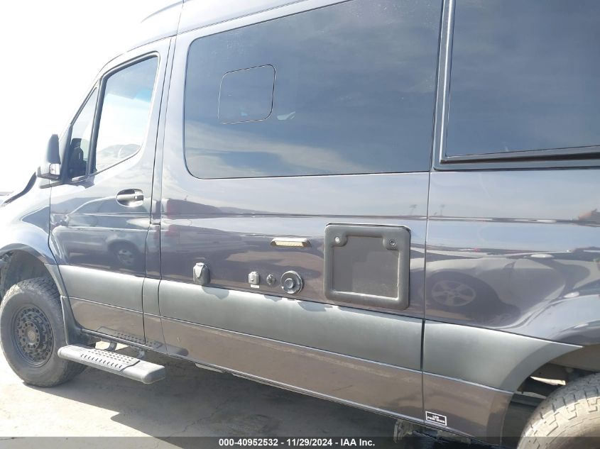 2020 Mercedes-Benz Sprinter 2500 Standard Roof V6 VIN: W1X4EBVYXLT028985 Lot: 40952532