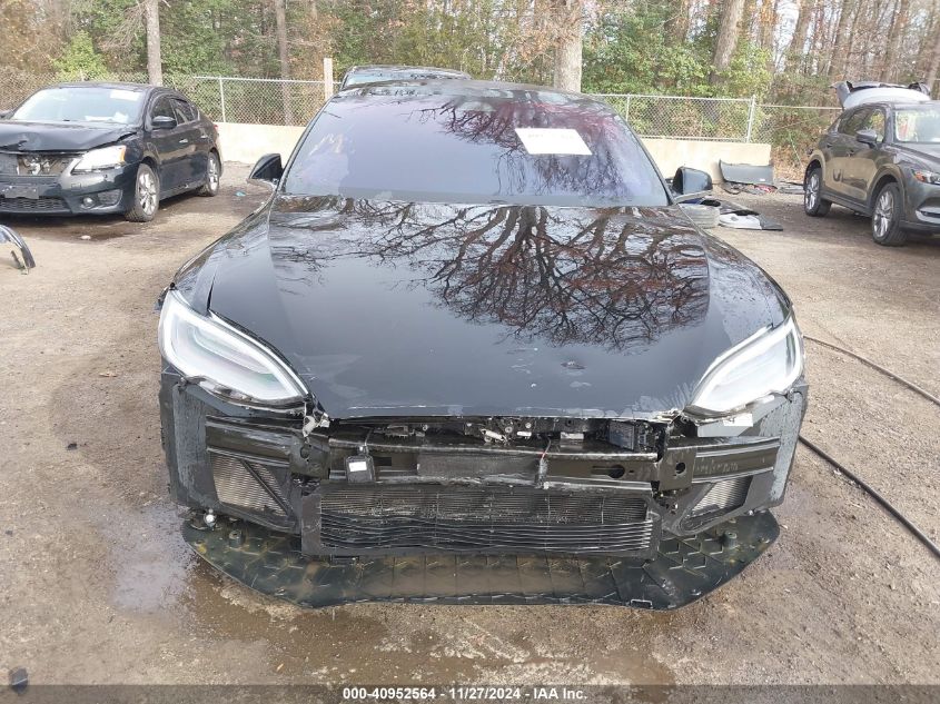 2018 Tesla Model S 100D/75D/P100D VIN: 5YJSA1E41JF281428 Lot: 40952564