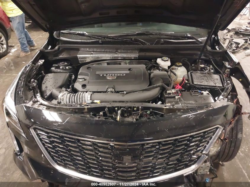 2022 Cadillac Xt4 Awd Premium Luxury VIN: 1GYFZDR41NF127836 Lot: 40952607