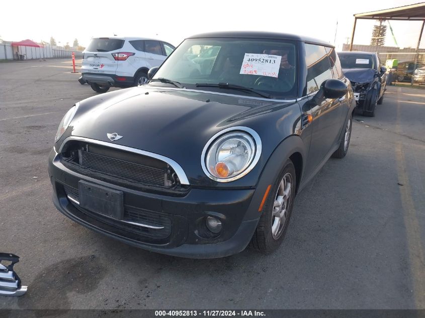 VIN WMWSU3C56DT678596 2013 MINI HARDTOP no.2