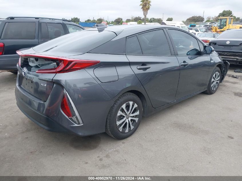 VIN JTDKAMFPXN3226831 2022 TOYOTA PRIUS PRIME no.4