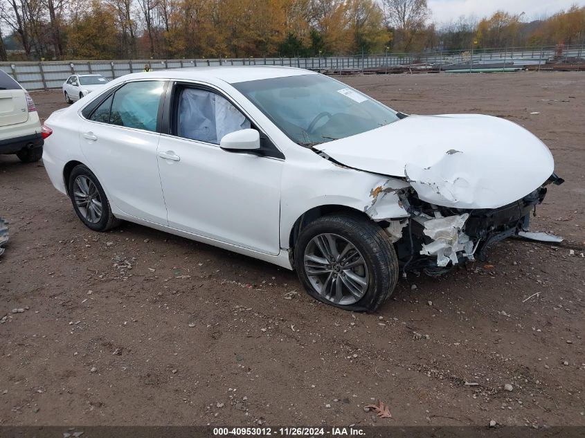 2016 Toyota Camry, SE