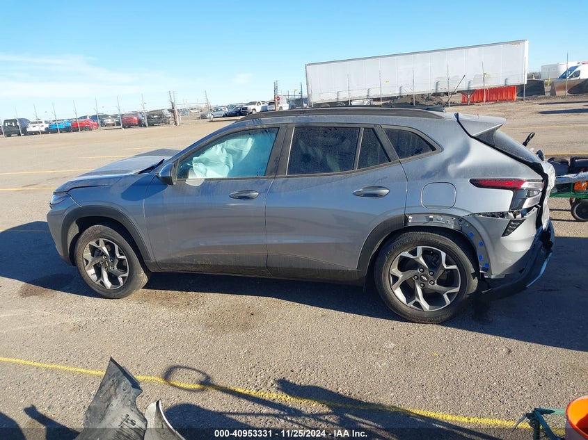 VIN KL77LHE25RC040520 2024 CHEVROLET TRAX FWD LT