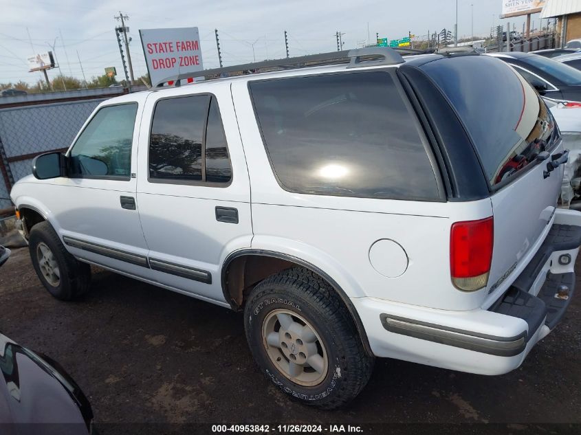 1998 Chevrolet Blazer Ls VIN: 1GNDT13WXWK172328 Lot: 40953842