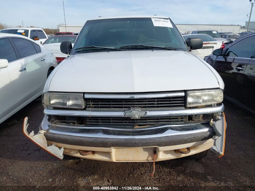 1998 Chevrolet Blazer Ls VIN: 1GNDT13WXWK172328 Lot: 40953842