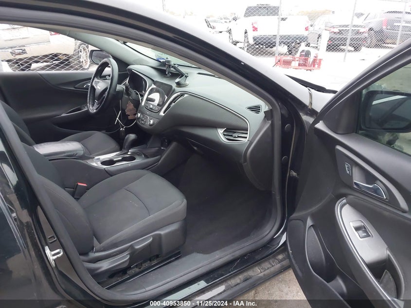 2017 CHEVROLET MALIBU VIN: 1G1ZE5ST9HF117266