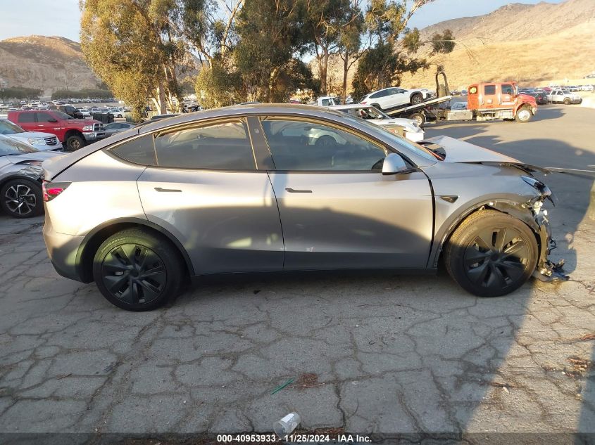 2024 Tesla Model Y Long Range Dual Motor All-Wheel Drive/Rwd VIN: 7SAYGDED5RF194821 Lot: 40953933