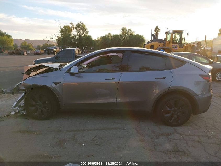 2024 Tesla Model Y Long Range Dual Motor All-Wheel Drive/Rwd VIN: 7SAYGDED5RF194821 Lot: 40953933