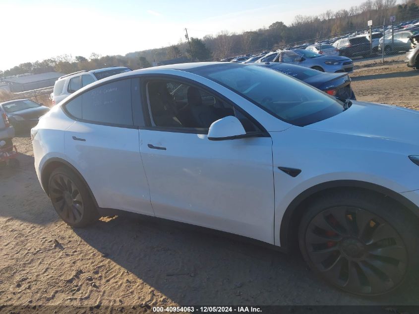 2022 Tesla Model Y VIN: 7SAYGDEF0NF467790 Lot: 40954063