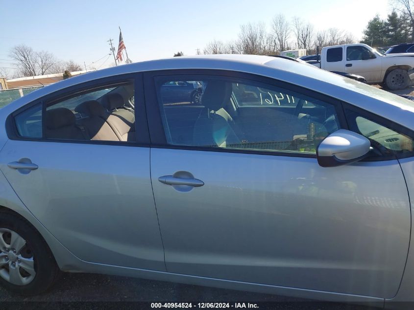 2017 Kia Forte Lx VIN: 3KPFK4A79HE072180 Lot: 40954524