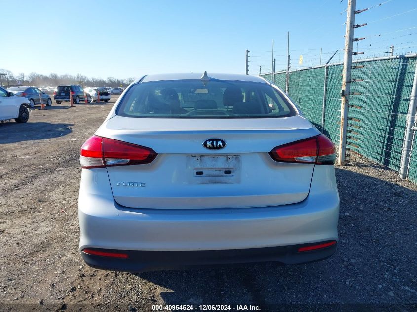 2017 Kia Forte Lx VIN: 3KPFK4A79HE072180 Lot: 40954524