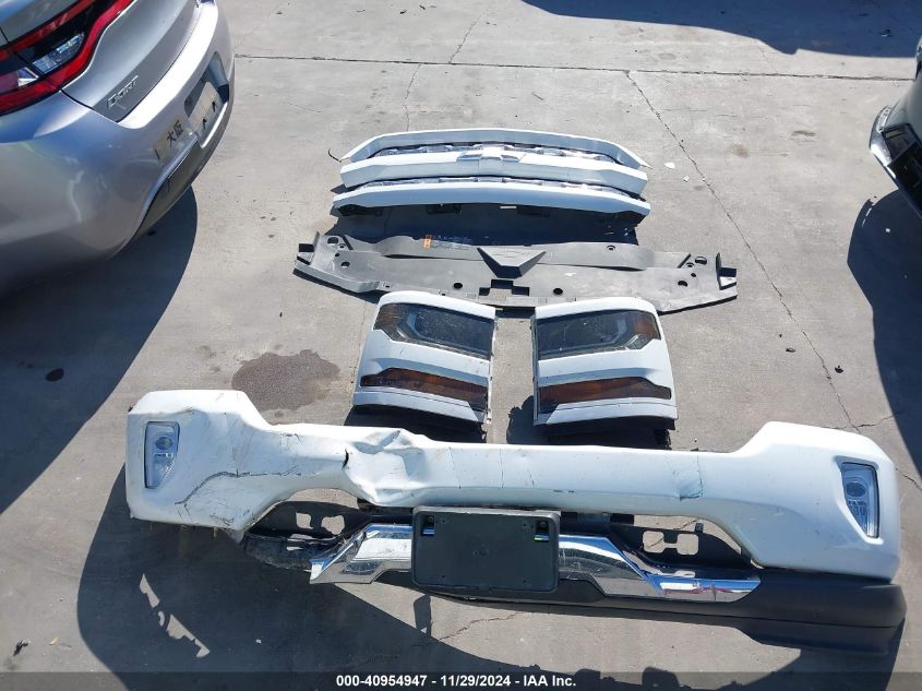 2017 Chevrolet Silverado 1500 2Lt VIN: 3GCUKREC0HG132122 Lot: 40954947