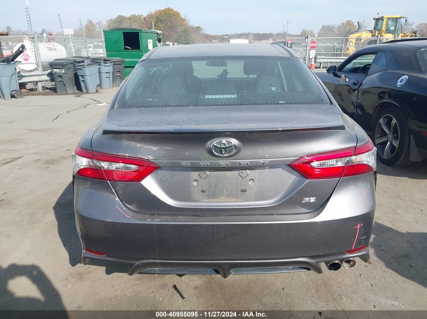 2018 TOYOTA CAMRY SE - 4T1B11HK9JU143729