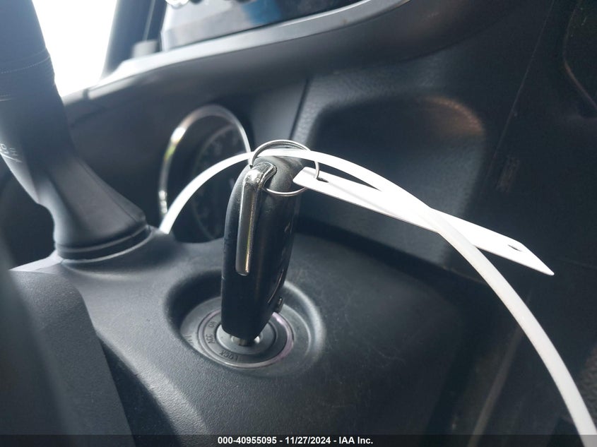 2018 TOYOTA CAMRY SE - 4T1B11HK9JU143729