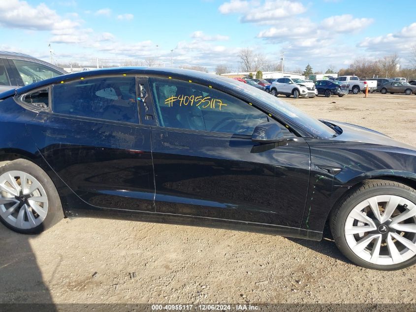 2022 Tesla Model 3 Long Range Dual Motor All-Wheel Drive VIN: 5YJ3E1EB9NF121889 Lot: 40955117