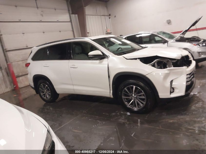 VIN 5TDJZRFH0HS473935 2017 Toyota Highlander, Xle no.14