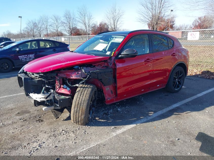 VIN ZASPAKAN5L7C76341 2020 Alfa Romeo Stelvio, Awd no.2