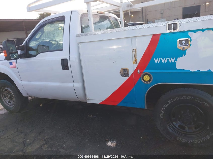 2015 FORD F-250 XL 1FDBF2A68FEB70605