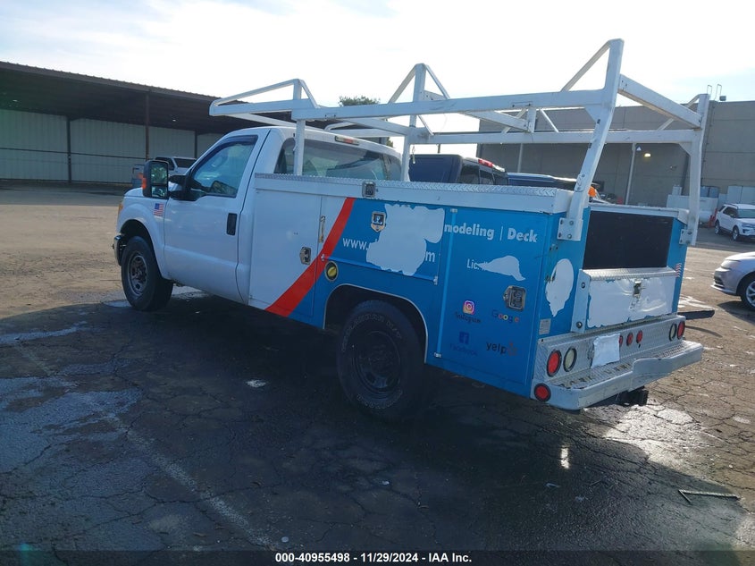 2015 FORD F-250 XL 1FDBF2A68FEB70605