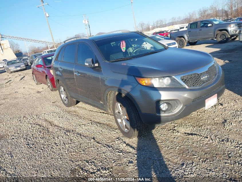 2013 KIA SORENTO EX V6 - 5XYKUDA27DG378868