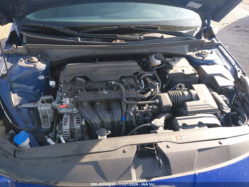 2022 HYUNDAI ELANTRA VIN: 5NPLM4AG9NH064066