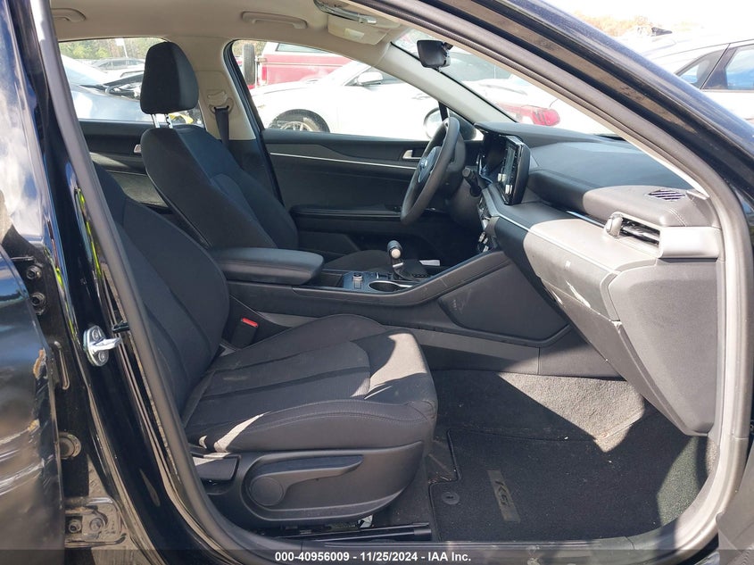 2021 KIA K5 VIN: 5XXG14J27MG074118
