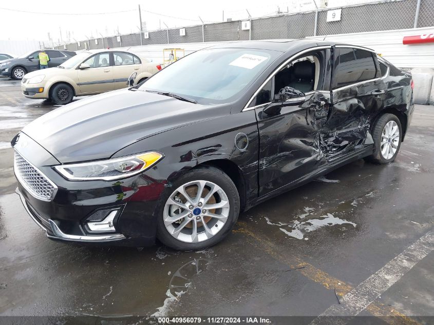 VIN 3FA6P0SU5KR251689 2019 Ford Fusion, Energi Tita... no.2