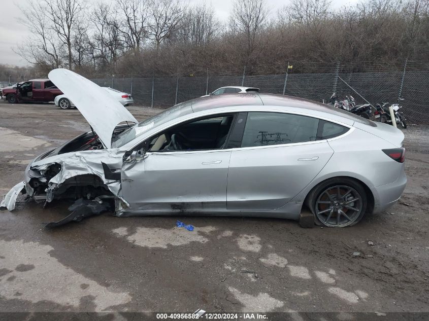 2018 Tesla Model 3 Long Range/Mid Range VIN: 5YJ3E1EA4JF019143 Lot: 40956582