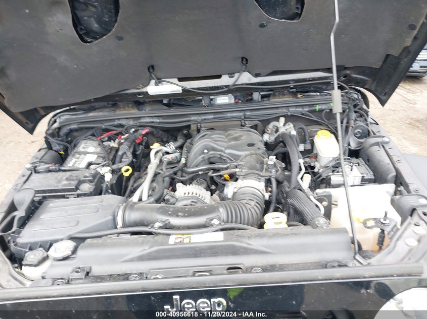 2016 JEEP WRANGLER UNLIMITED RUBICON - 1C4BJWFG1GL210080