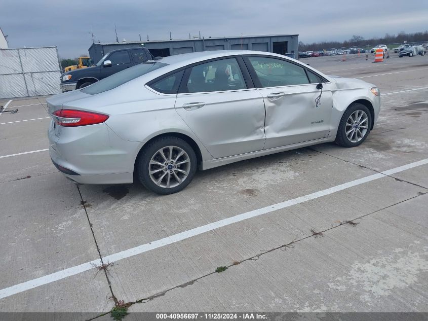 VIN 3FA6P0LU7HR296978 2017 Ford Fusion, Hybrid SE no.4