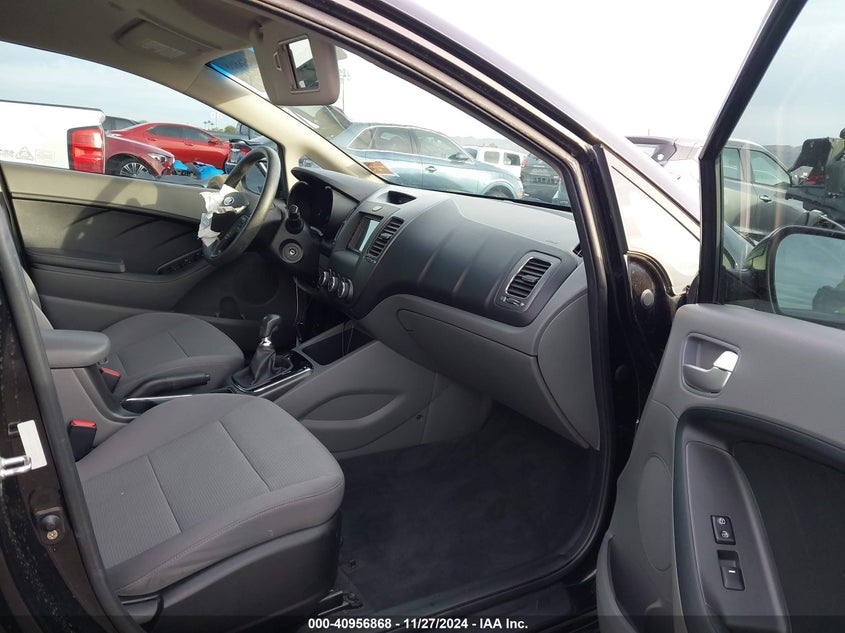 2018 KIA FORTE LX - 3KPFK4A76JE233249