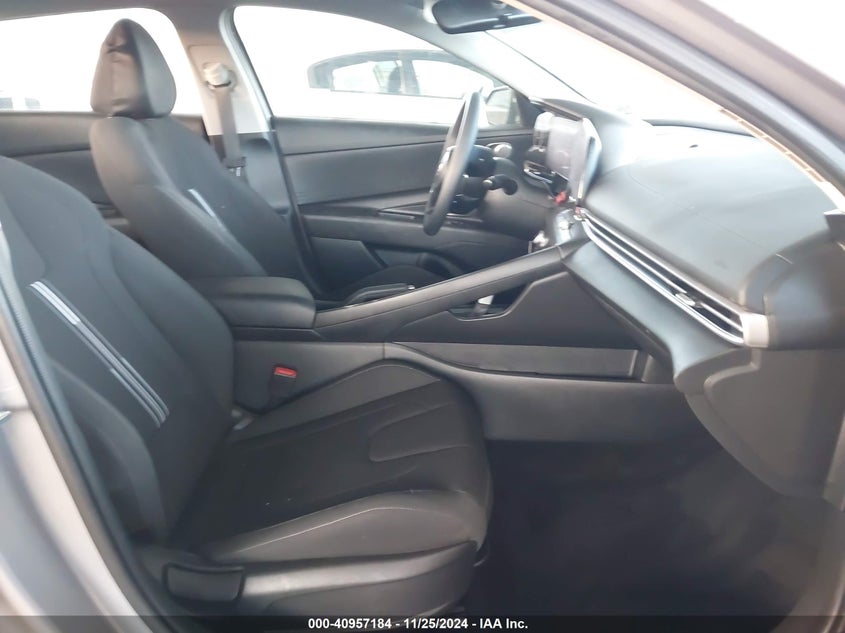 2024 HYUNDAI ELANTRA VIN: KMHLM4DG9RU730636