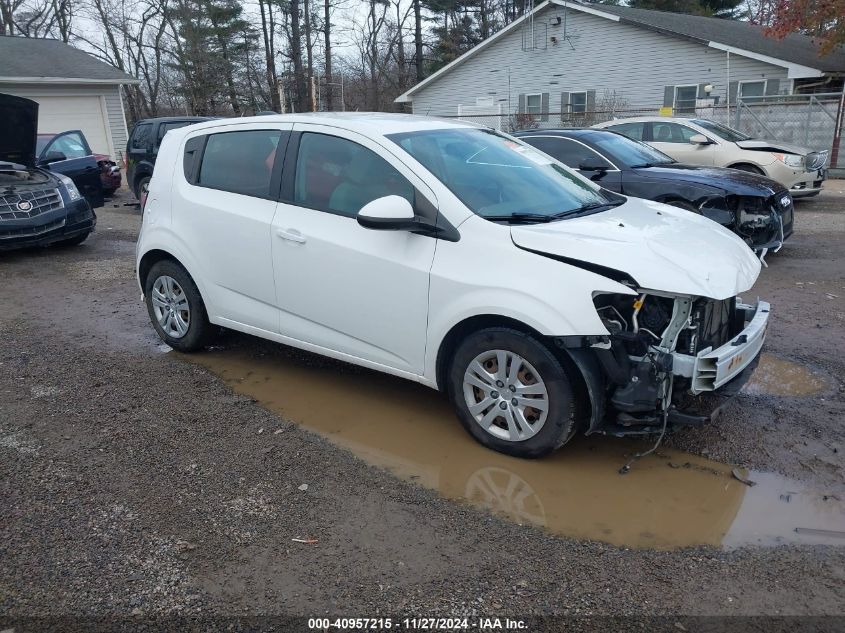 VIN 1G1JG6SG1H4149432 2017 Chevrolet Sonic, Lt Auto no.1