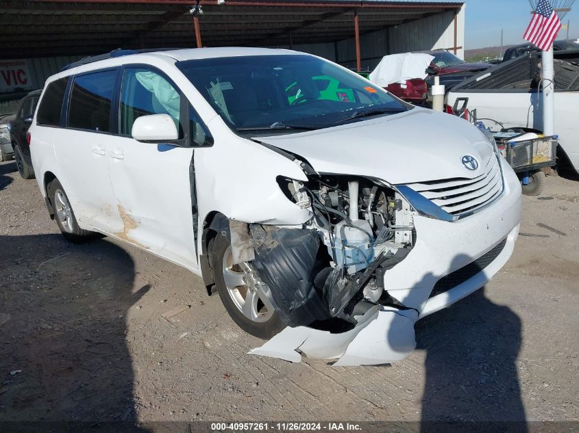 VIN 5TDKZ3DCXHS862896 2017 Toyota Sienna, Le 8 Pass... no.1