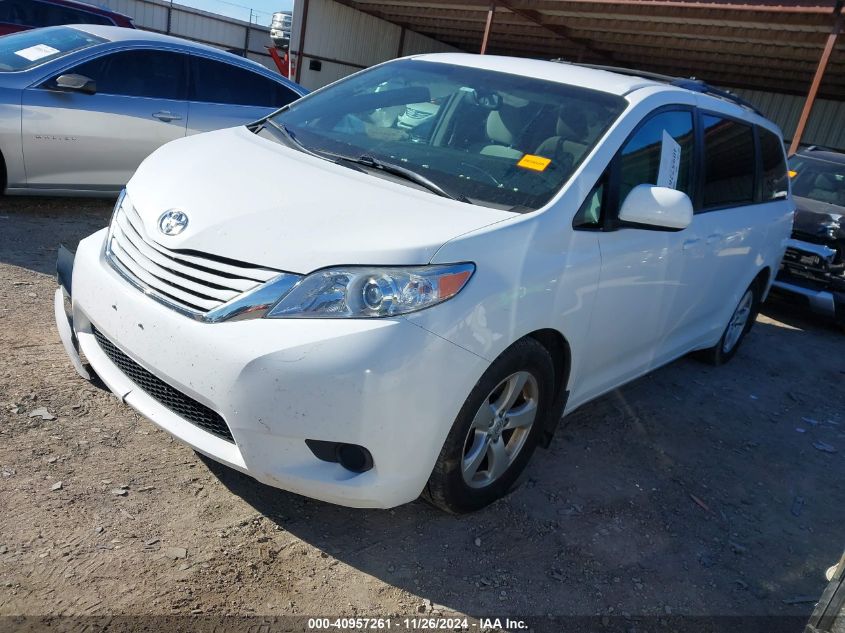 VIN 5TDKZ3DCXHS862896 2017 Toyota Sienna, Le 8 Pass... no.2