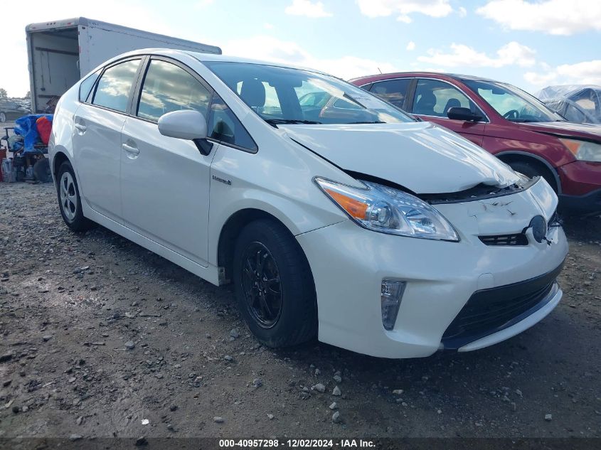 2015 Toyota Prius, Two